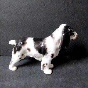 Royal Doulton Dog Figurine  Cocker Spaniel, HN1078, stands 3-1/2" x 5" Mint